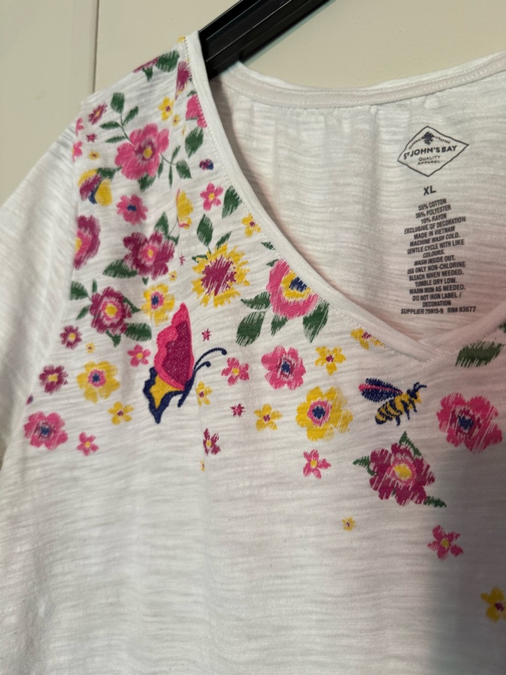 St. John's Bay White Floral V-Neck Tee with Butterfly & Bee